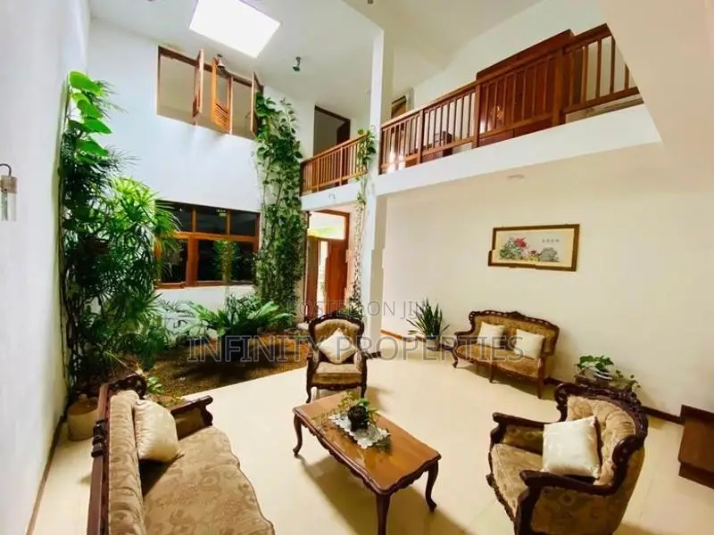 (SP39) 03 Story Luxury House With 22 P Sale in koswatha Nawala
