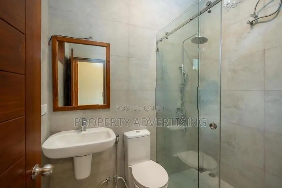Battaramulla Koswaththa Brand New House For Sale