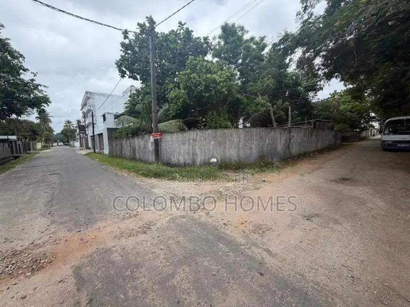7 Perxhejs Land for Sale - Ratmalana