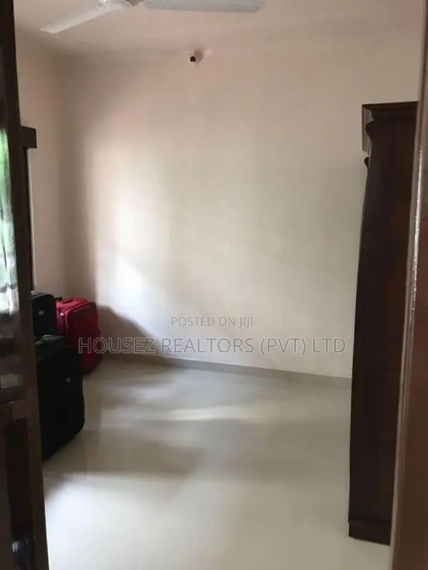 2-Bedroom Apartment for Sale – Anderson Flats, Colombo 05