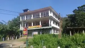 Commercial Building for Rent in Arandara