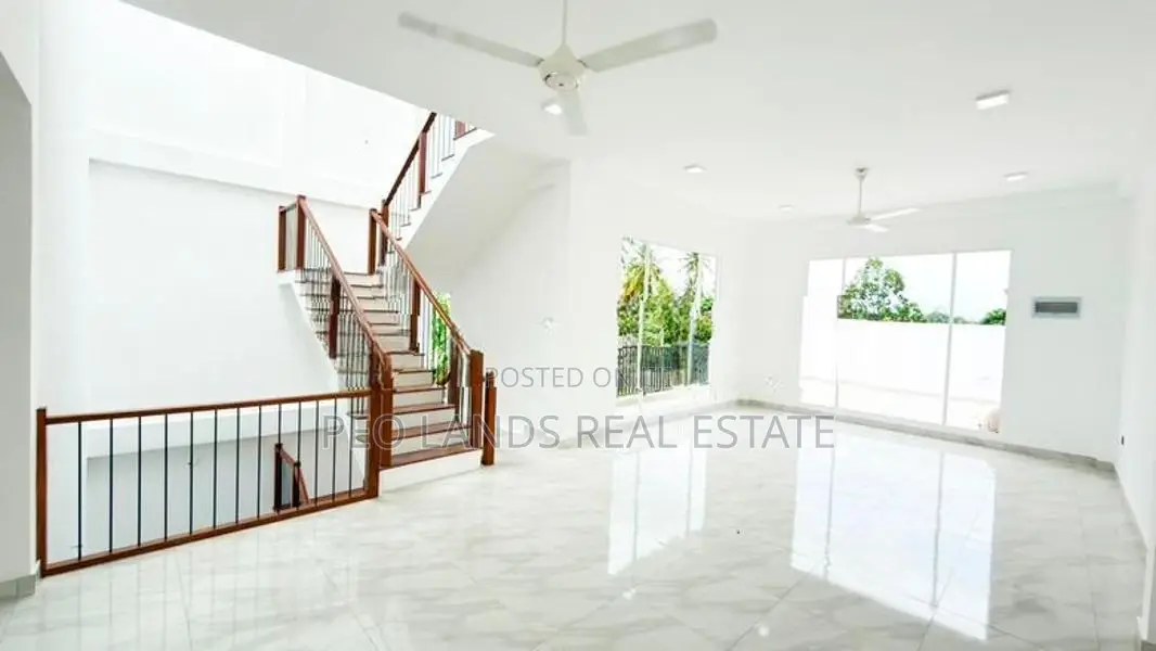 (DH1169) Brand New Modern Luxury House for Sale in Kottawa