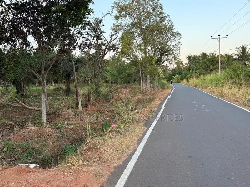 සීගිරිය – ඉදිගස්වැව ප්‍රදේශයෙන් වටිනා ඉඩමක් විකිණීමට
