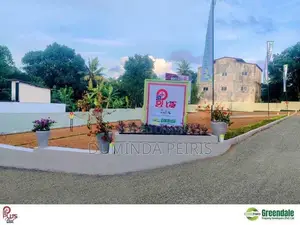 Land in Athurugiriya