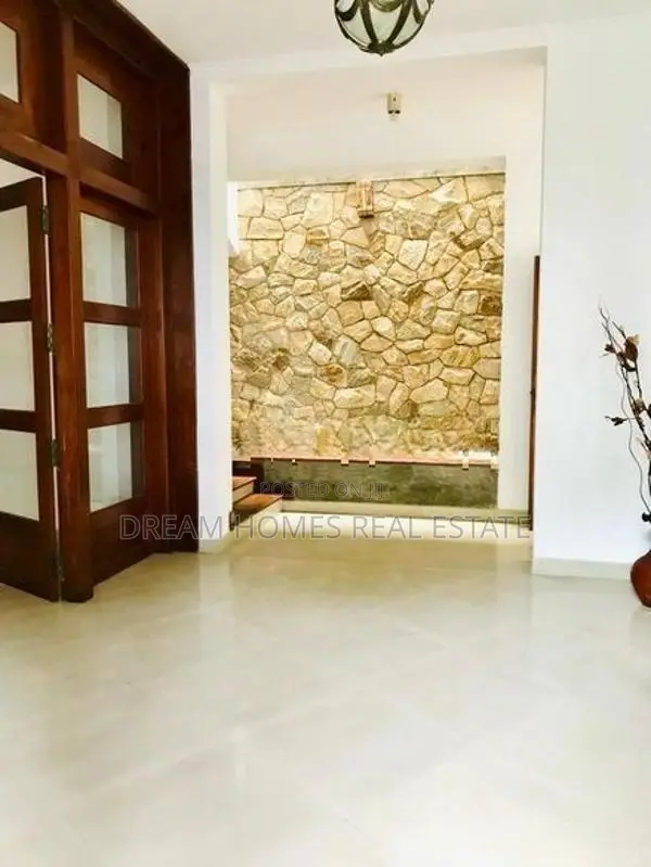 Super Luxury 5BR House for Sale – Battaramulla