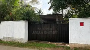 Fully Completed 11.5 Perches House with Concrete Slab - Wattala