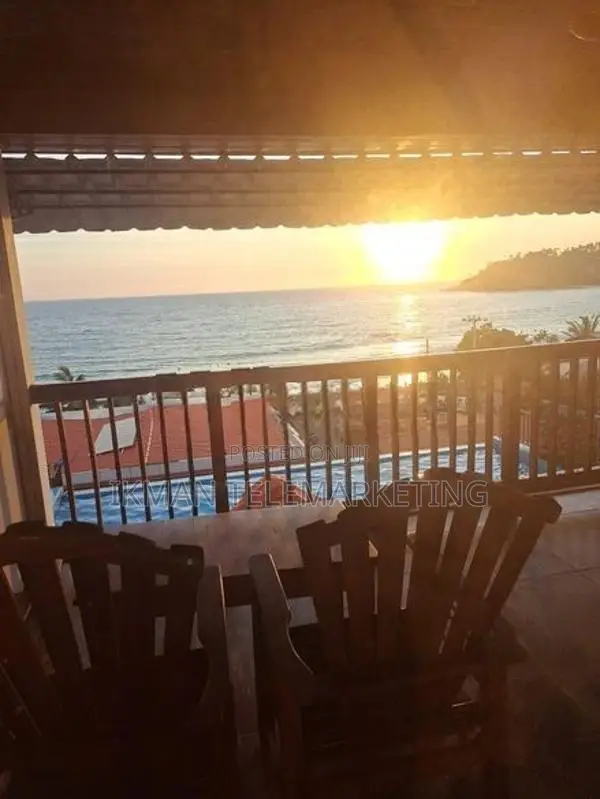 Beachfront Hotel for Rent in Mirissa
