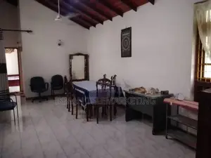 Room for Rent in Karapitiya