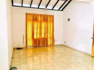 Battaramulla Lake Road Two-Storey House for Rent