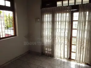 Room for Rent in Karapitiya