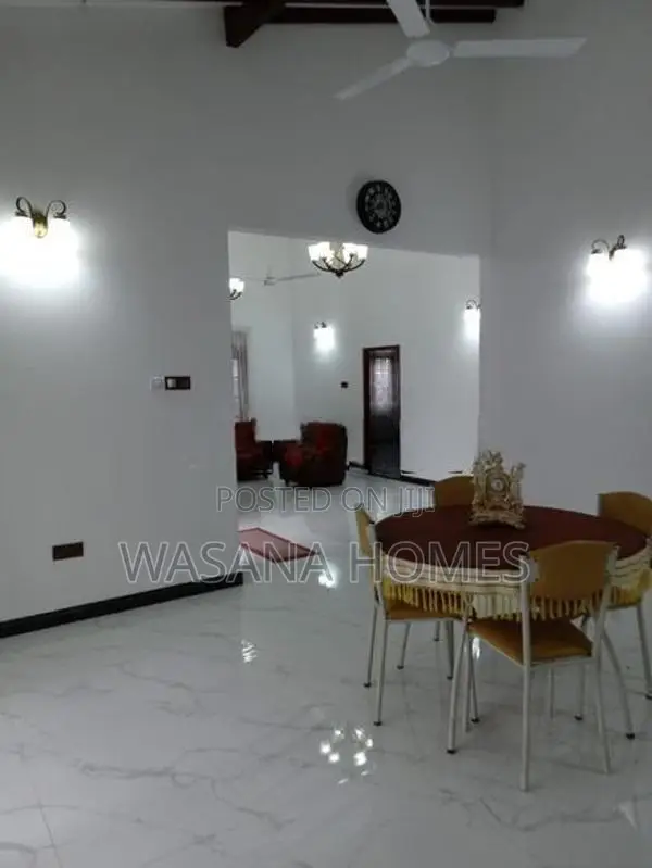 Modern Single Story House for Sale Kesbewa