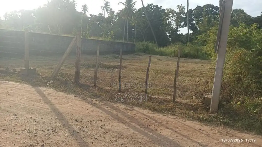 Land for Sale in Wennappuwa