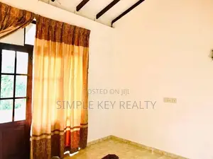 Battaramulla Lake Road Two-Storey House for Rent