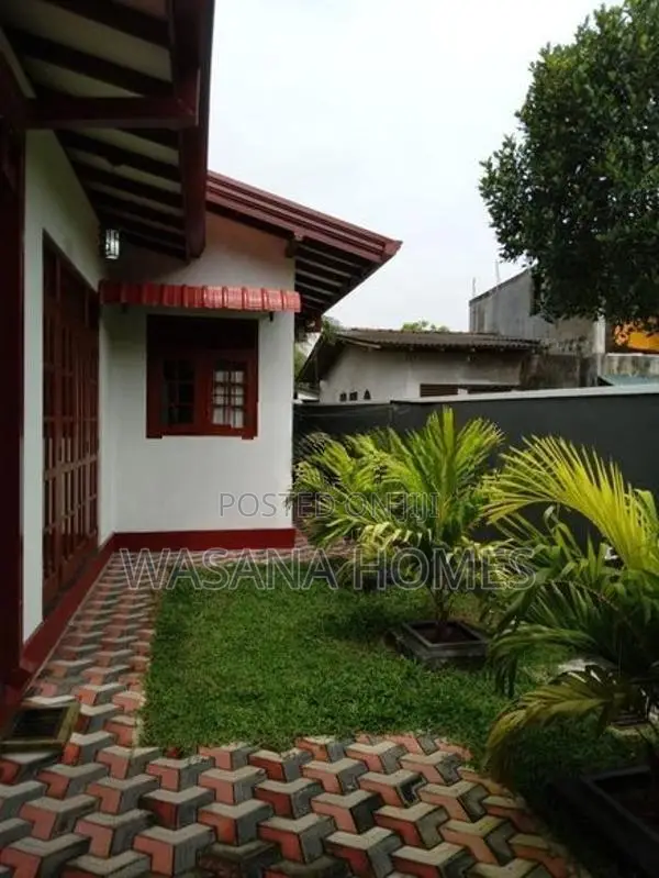 Modern Single Story House for Sale Kesbewa