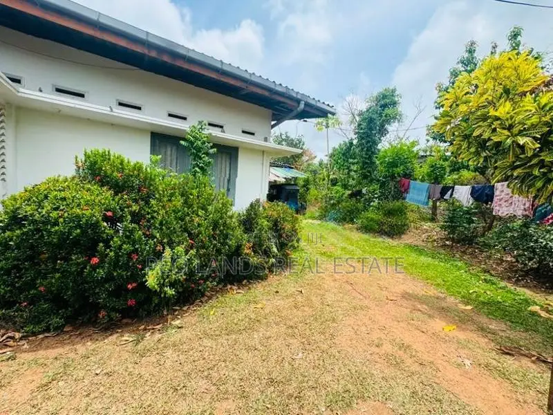 (DL1329) 25 Perch Land for Sale in Kalapaluwawa