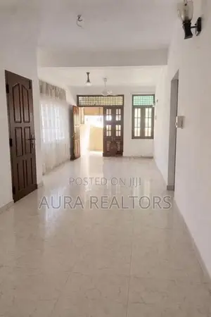 6 Bedrooms House for Sale in Dehiwala Robert Road (p-111)