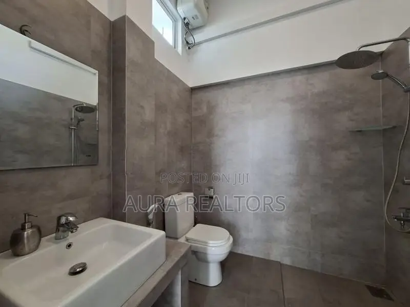 2 Bedrooms Apartment for Rent in Colombo 05 (P-171)
