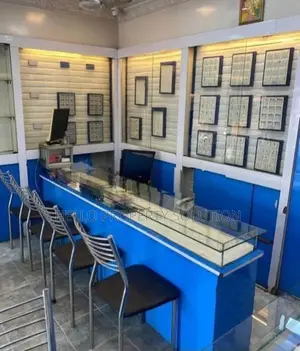 Shop for Rent in Borella