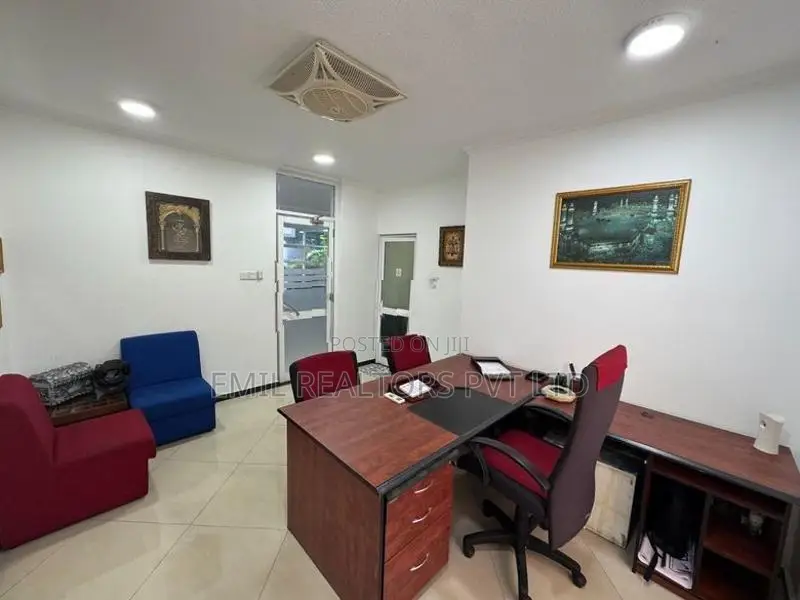 Prime Commercial Building for Rent – Colombo 03 (EM183RK)
