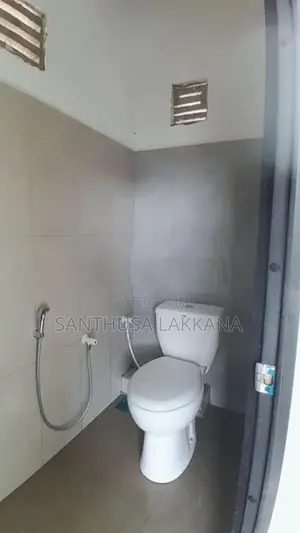 අනුරාධපුර කාර්යාල ගොඩනැගිල්ල කුලියට දීමට
