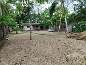 9P Land Plots for Sale in Yakkala - Near Kandy Road