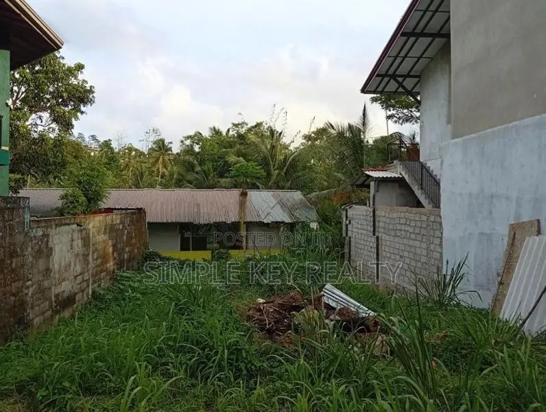 Valuable 6-Perch Land for Sale – Pannipitiya Vidyala Junction