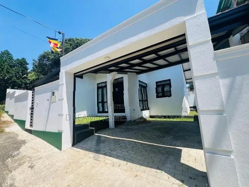 Furnished 3BR House for Sale – Kesbewa