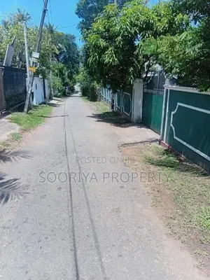 NEAR BUS ROAD LAND FOR SALE IN PILIYANDALA