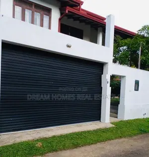 4 Bedroom House for Sale Athurugiriya