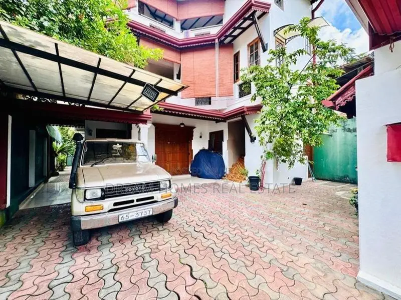 3-Unit House for Sale – Rajagiriya