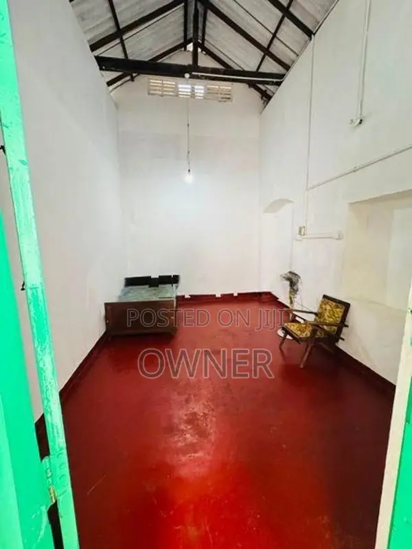 Room for Rent in Kawdana Dehiwala Boys Only
