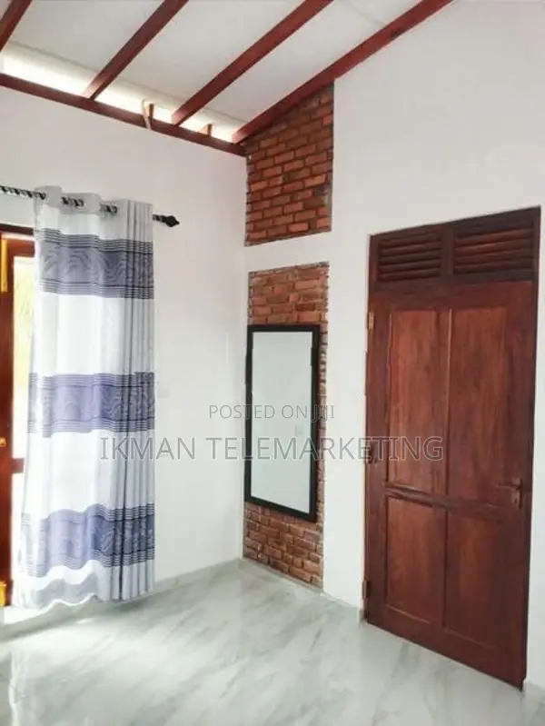 Room for rent in Battaramulla