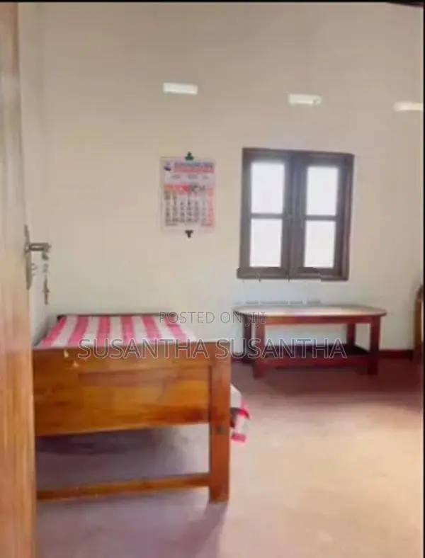 Room for Rent in Madampe