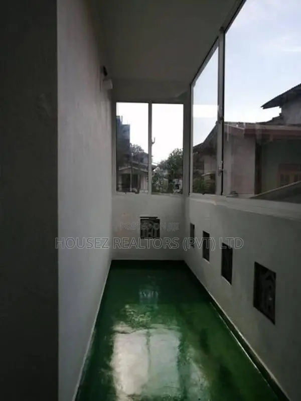 4-Bedroom Upstairs House for Rent – Katuwawala, Boralesgamuwa