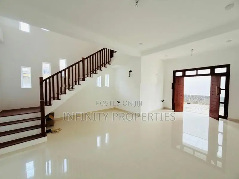 (SP41) B/New Luxury 03 Story House for sale in Pepiliyana