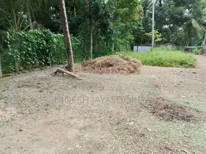 9P Land Plots for Sale in Yakkala - Near Kandy Road