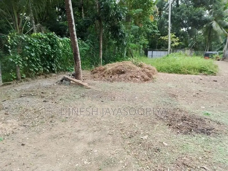 9P Land Plots for Sale in Yakkala - Near Kandy Road