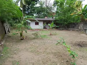 9P Land Plots for Sale in Yakkala - Near Kandy Road