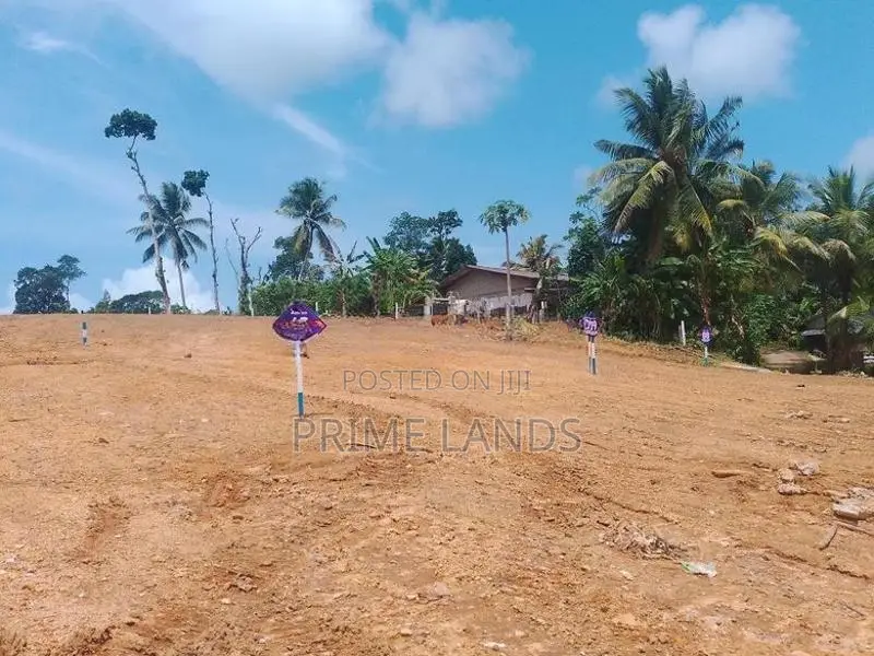 Residential Land for Sale in Aluthwala