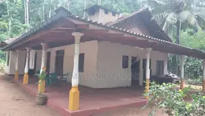 Land with House for Sale in Poramadala