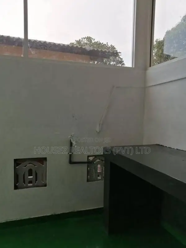 4-Bedroom Upstairs House for Rent – Katuwawala, Boralesgamuwa