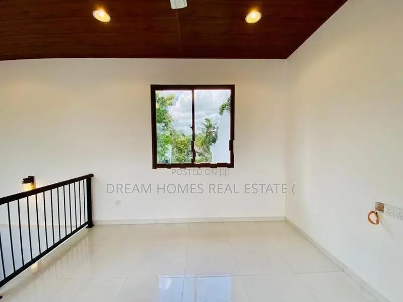 Modern 4BR Luxury House for Sale – Malabe
