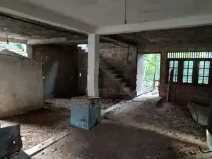 Commercial Building for Sale Facing Kandy Road Kalagedihena