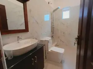 Modern 4 Bedroom Rooftop House for Sale – Piliyandala