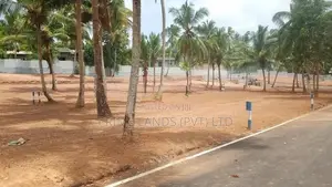 Land in Kandana