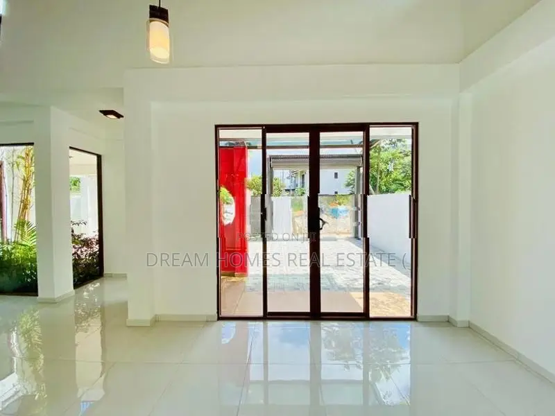 Modern 4BR Luxury House for Sale – Malabe