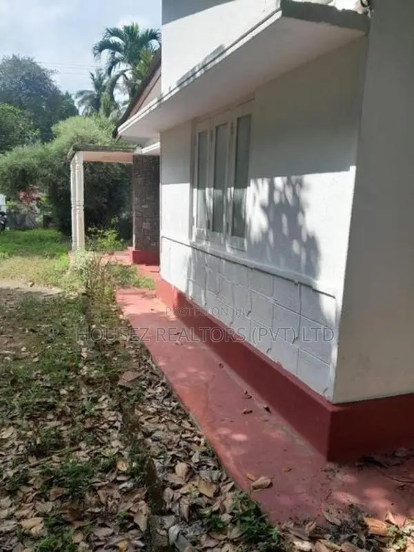 60 Perch House with Land – Bandaragama