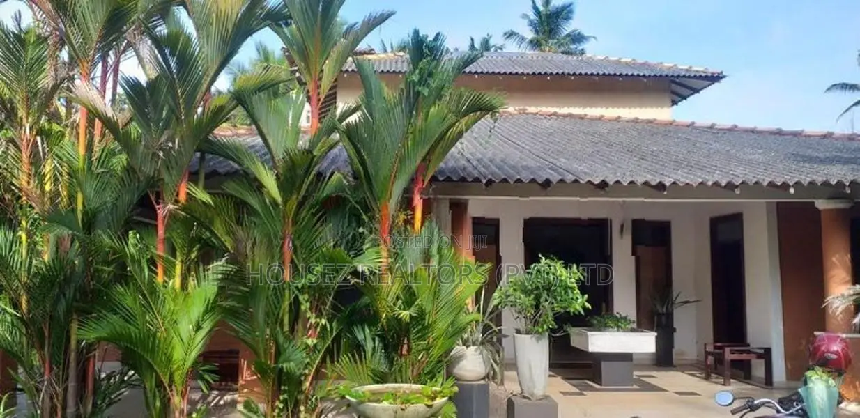 Villa-Style Bungalow for Sale – Ja-Ela, Pamunugama