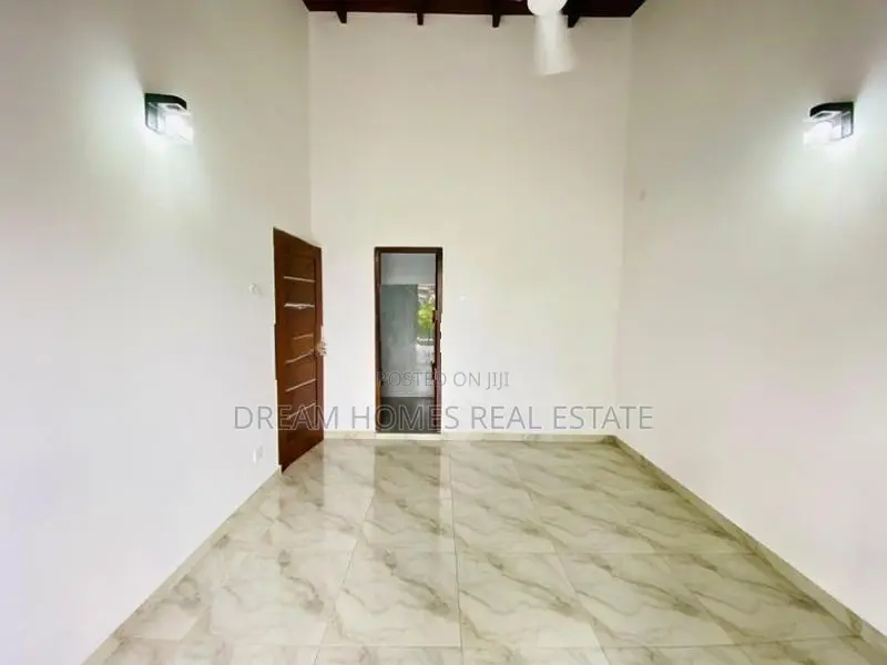 Modern 4-Bedroom House for Sale – Hokandara