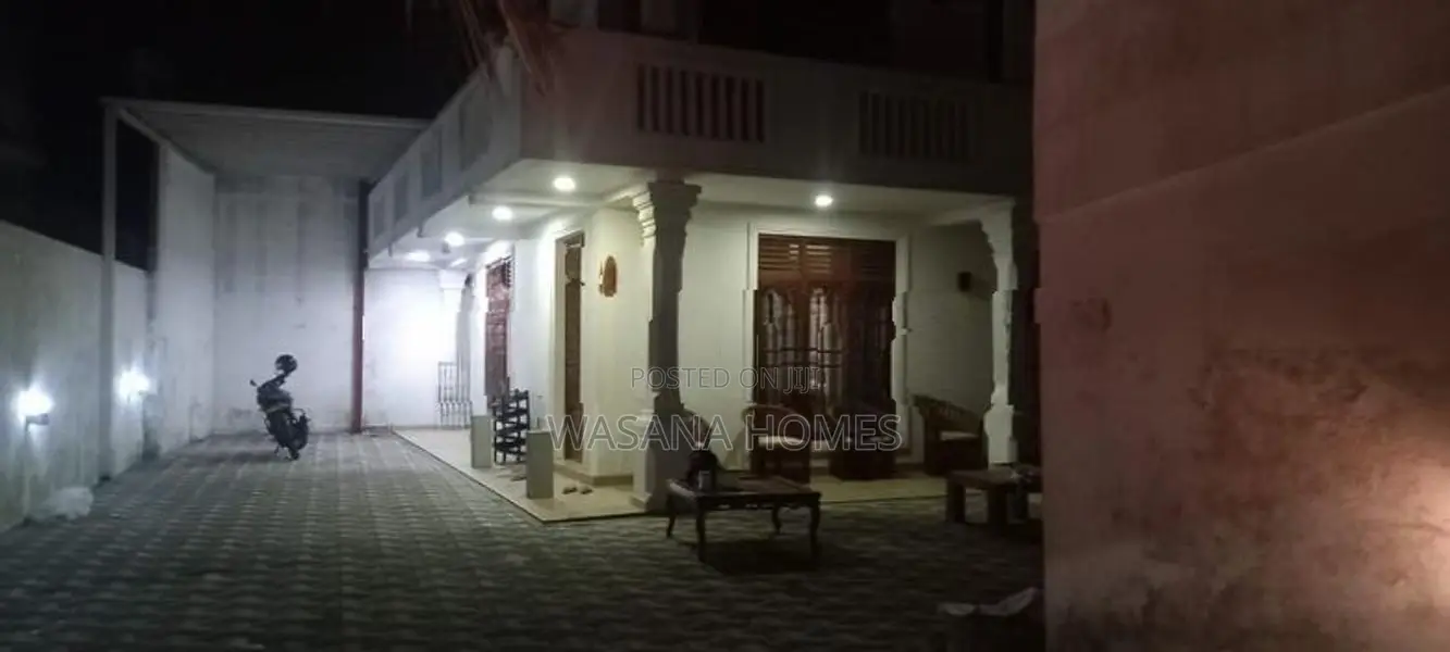 Beautiful House for Sale Borelesgamuwa